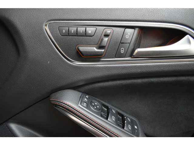 メルセデスベンツ Ａクラス Ａ２５０　シュポルト H26年 (関東) 99