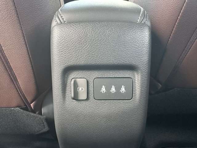 日産 キックス １．２ Ｘ スタイルエディション （Ｅ－ＰＯＷＥＲ） R4年 (東海) 99