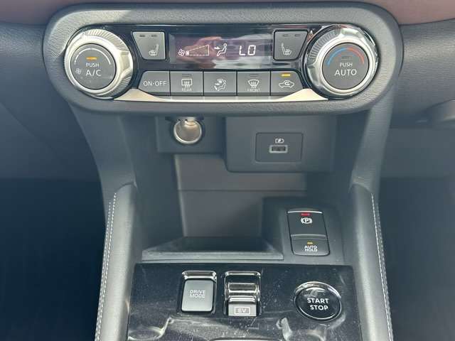 日産 キックス １．２ Ｘ スタイルエディション （Ｅ－ＰＯＷＥＲ） R4年 (東海) 99