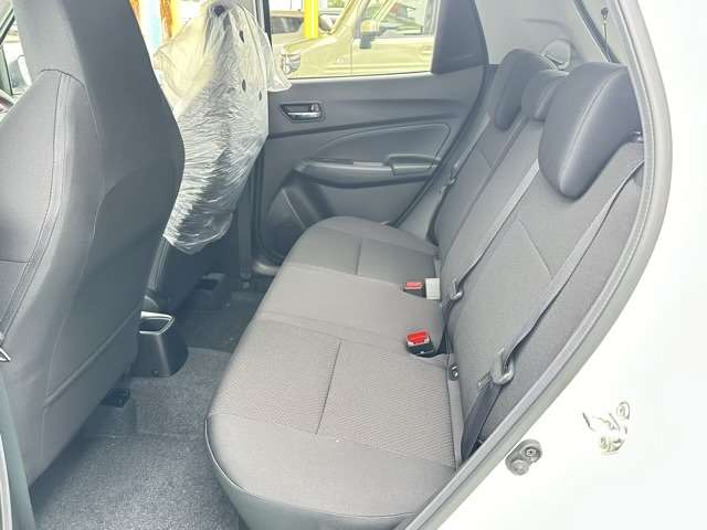 スズキ スイフト スポーツ １．４ R6年 (東海) 99