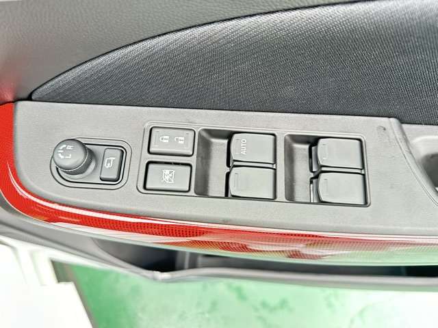 スズキ スイフト スポーツ １．４ R6年 (東海) 99