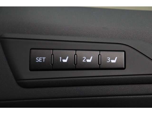 トヨタ アルファード ２．５ Ｓ Ｃパッケージ R4年 (東海) 99