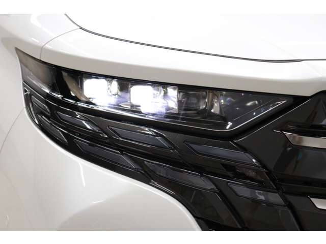 トヨタ アルファード　ハイブリッド ハイブリッド ２．５ Ｚ R6年 (東海) 99