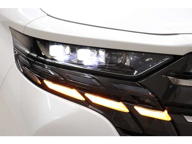 トヨタ アルファード　ハイブリッド ハイブリッド ２．５ Ｚ R6年 (東海) 99