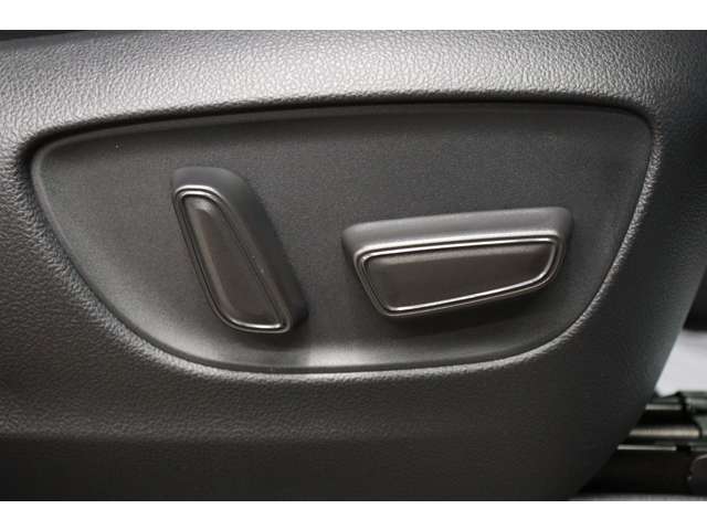 トヨタ アルファード　ハイブリッド ハイブリッド ２．５ Ｚ R6年 (東海) 99