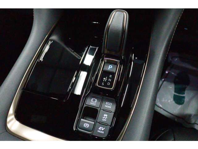 トヨタ アルファード　ハイブリッド ハイブリッド ２．５ Ｚ R6年 (東海) 99