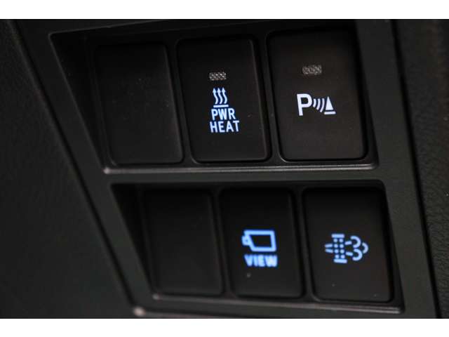 トヨタ ハイラックス ２．４ Ｚ ＧＲスポーツ ディーゼルターボ ４ＷＤ R4年 (東海) 99