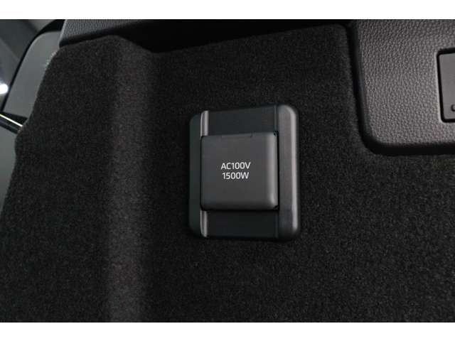 トヨタ クラウン　スポーツ　ハイブリッド ２．５ Ｚ Ｅ－ＦＯＵＲ ４ＷＤ R6年 (東海) 99