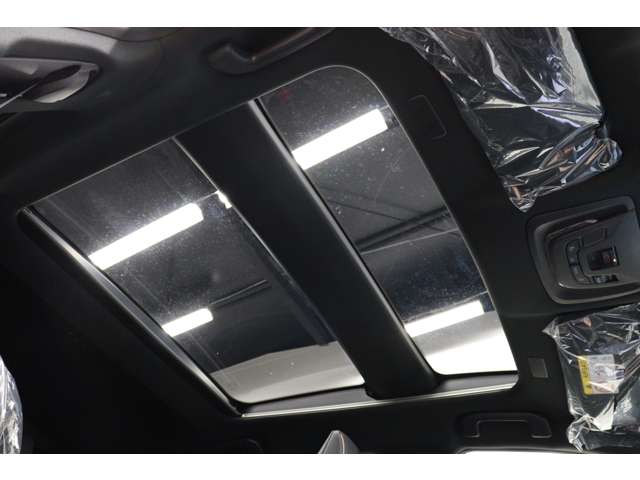 トヨタ クラウン　スポーツ　ハイブリッド ２．５ Ｚ Ｅ－ＦＯＵＲ ４ＷＤ R6年 (東海) 99