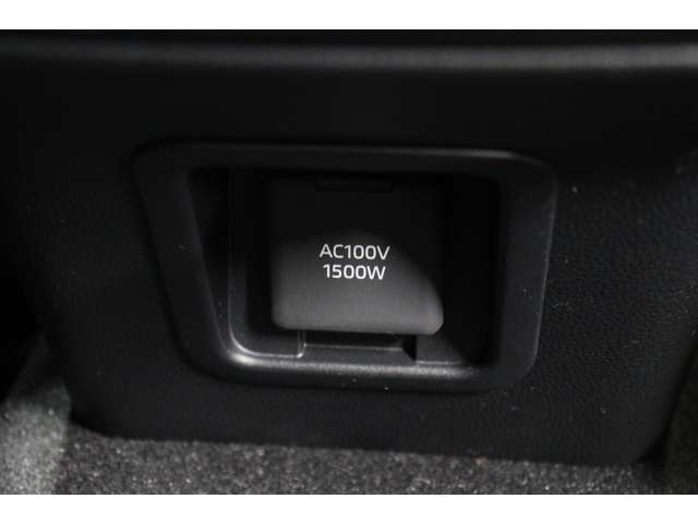 トヨタ クラウン　スポーツ　ハイブリッド ２．５ Ｚ Ｅ－ＦＯＵＲ ４ＷＤ R6年 (東海) 99