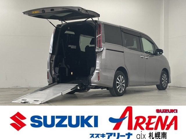 トヨタ エスクァイア ２．０ ＸＩ ウェルキャブ スロープタイプ タイプＩＩ サードシート付 ４ＷＤ R1年 (北海道) 99