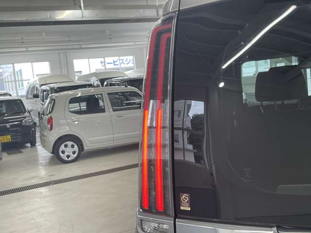 トヨタ エスクァイア ２．０ ＸＩ ウェルキャブ スロープタイプ タイプＩＩ サードシート付 ４ＷＤ R1年 (北海道) 99