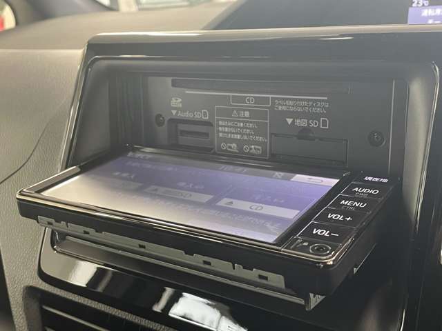 トヨタ エスクァイア ２．０ ＸＩ ウェルキャブ スロープタイプ タイプＩＩ サードシート付 ４ＷＤ R1年 (北海道) 99