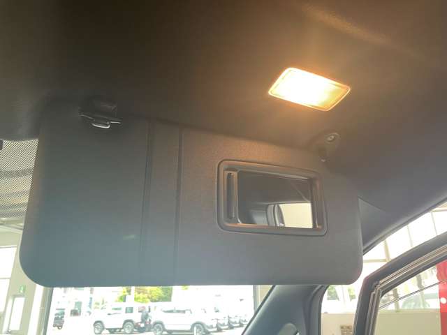 トヨタ エスクァイア ２．０ ＸＩ ウェルキャブ スロープタイプ タイプＩＩ サードシート付 ４ＷＤ R1年 (北海道) 99