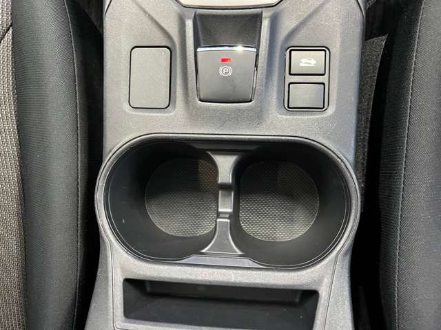 スバル インプレッサスポーツ １．６ Ｉ－Ｌ アイサイト ４ＷＤ H29年 (東北) 99