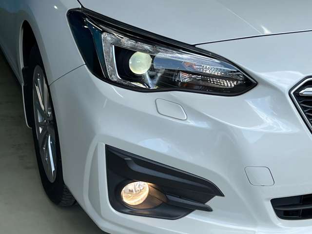 スバル インプレッサスポーツ １．６ Ｉ－Ｌ アイサイト ４ＷＤ H29年 (東北) 99