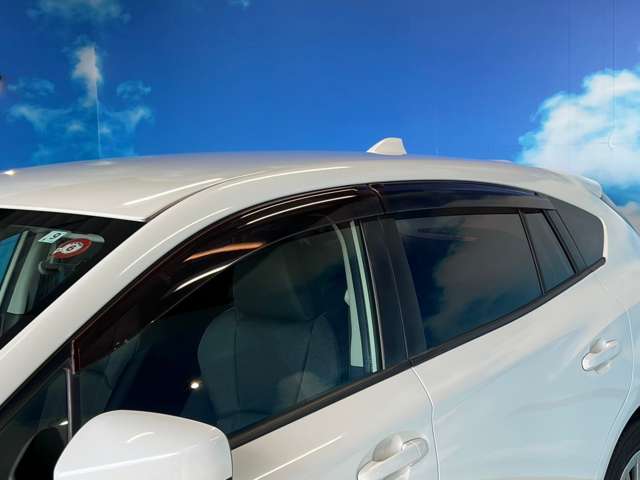 スバル インプレッサスポーツ １．６ Ｉ－Ｌ アイサイト ４ＷＤ H29年 (東北) 99