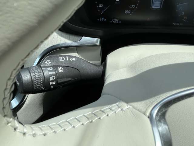 ボルボ Ｖ６０クロスカントリー Ｔ５ ＡＷＤ プロ ４ＷＤ R3年 (東北) 99