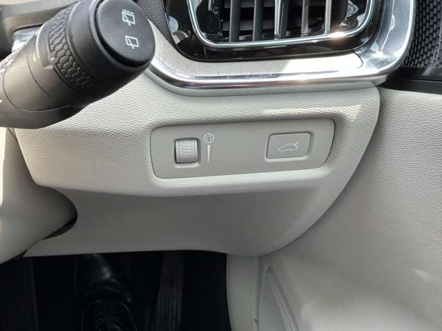 ボルボ Ｖ６０クロスカントリー Ｔ５ ＡＷＤ プロ ４ＷＤ R3年 (東北) 99