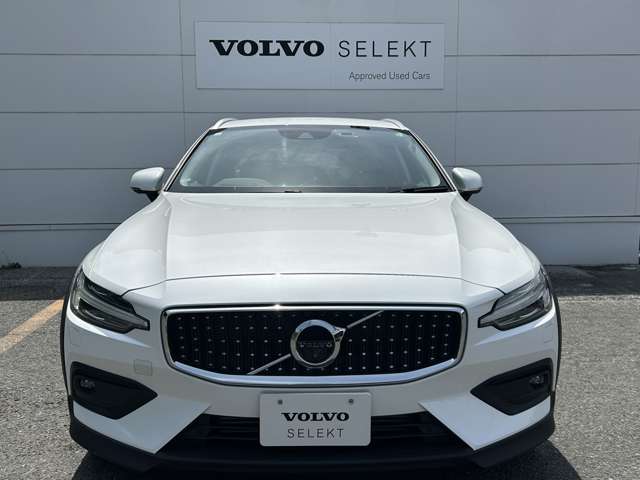 ボルボ Ｖ６０クロスカントリー Ｔ５ ＡＷＤ プロ ４ＷＤ R3年 (東北) 99