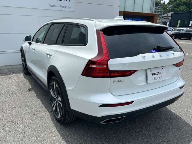 ボルボ Ｖ６０クロスカントリー Ｔ５ ＡＷＤ プロ ４ＷＤ R3年 (東北) 99