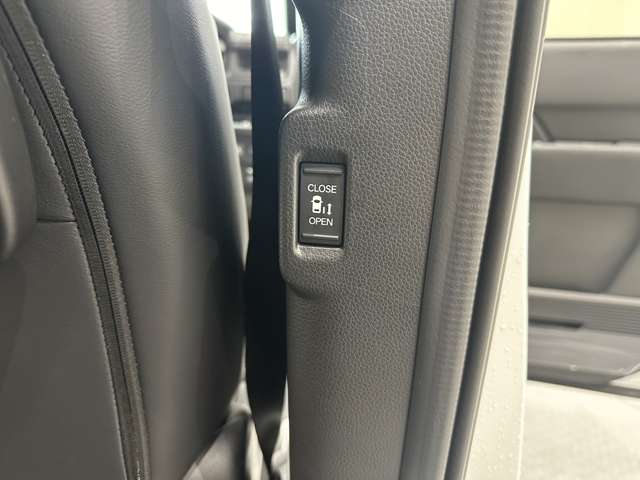 ホンダ ステップワゴン １．５ スパーダ R5年 (中国) 99