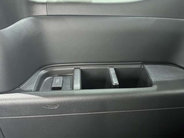 ホンダ ステップワゴン １．５ スパーダ R5年 (中国) 99