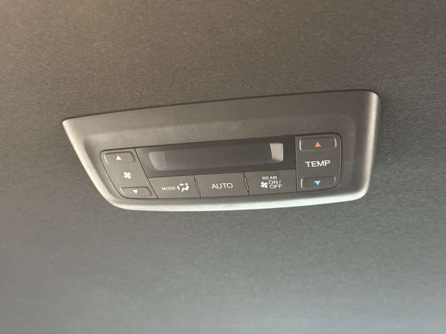 ホンダ ステップワゴン １．５ スパーダ R5年 (中国) 99