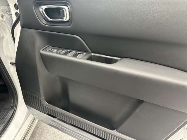 ホンダ ステップワゴン １．５ スパーダ R5年 (中国) 99