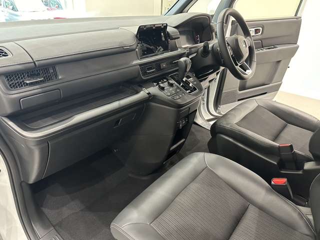 ホンダ ステップワゴン １．５ スパーダ R5年 (中国) 99