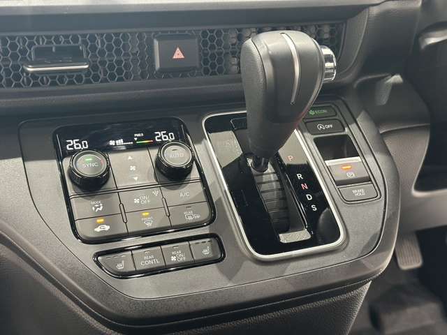 ホンダ ステップワゴン １．５ スパーダ R5年 (中国) 99