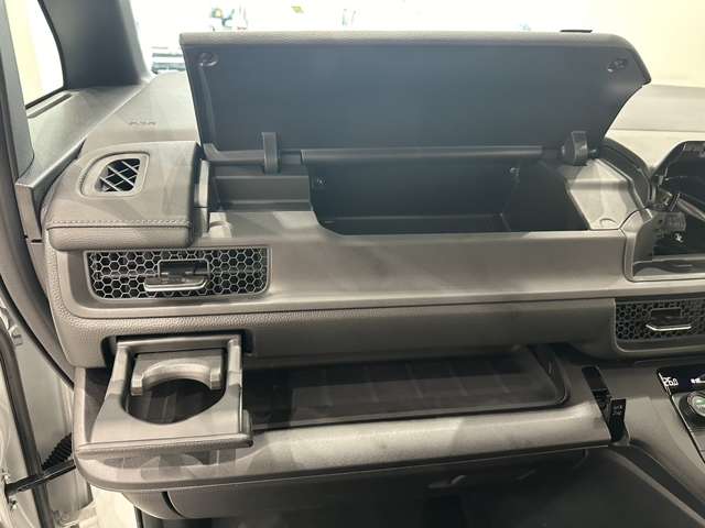 ホンダ ステップワゴン １．５ スパーダ R5年 (中国) 99