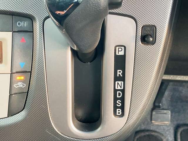 ダイハツ ムーヴ ６６０ カスタム Ｘ H25年 (九州・沖縄) 99