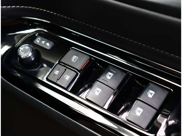 トヨタ エスクァイア　ハイブリッド １．８ ハイブリッド ＧＩ R1年 (関東) 99