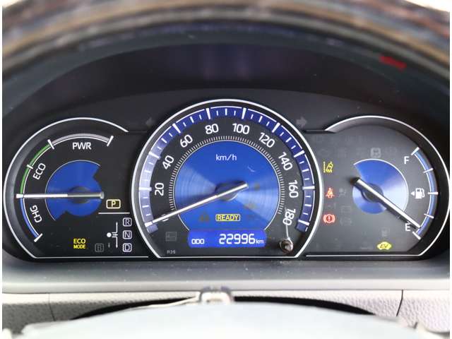 トヨタ エスクァイア　ハイブリッド １．８ ハイブリッド ＧＩ R1年 (関東) 99