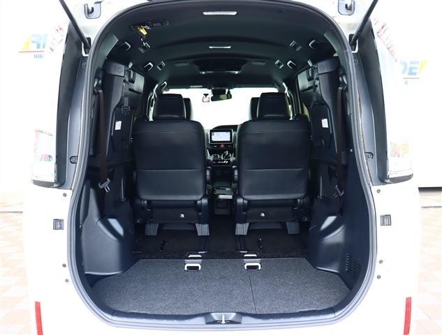 トヨタ エスクァイア　ハイブリッド １．８ ハイブリッド ＧＩ R1年 (関東) 99