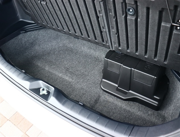 トヨタ エスクァイア　ハイブリッド １．８ ハイブリッド ＧＩ R1年 (関東) 99