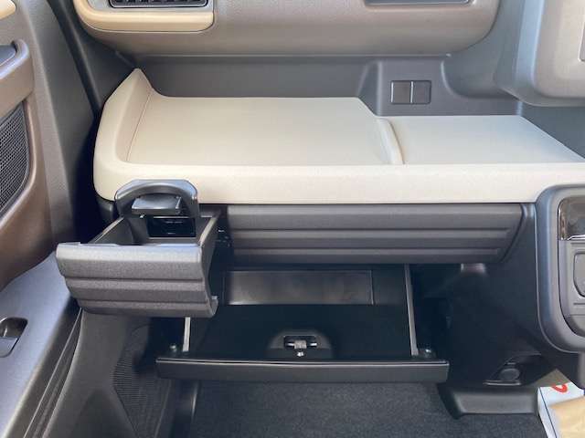 スズキ スペーシア ６６０ ハイブリッド Ｇ ４ＷＤ R6年 (東北) 99