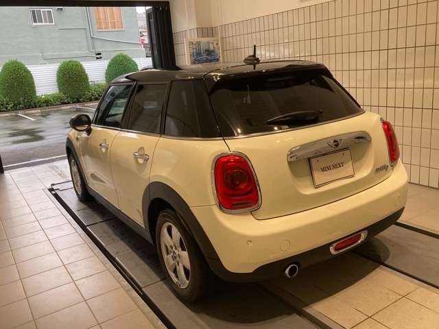 ミニ ミニ クーパーＤ ５ドア H30年 (近畿) 99