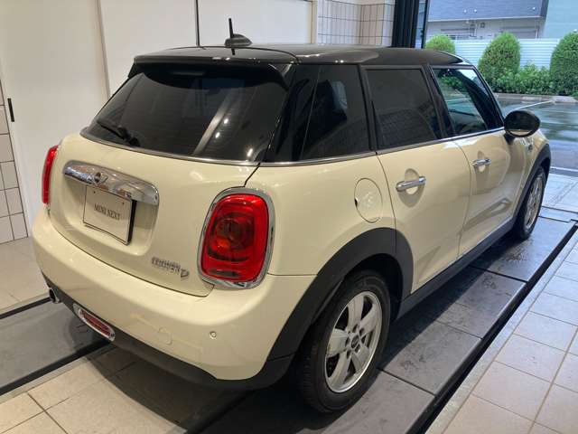 ミニ ミニ クーパーＤ ５ドア H30年 (近畿) 99