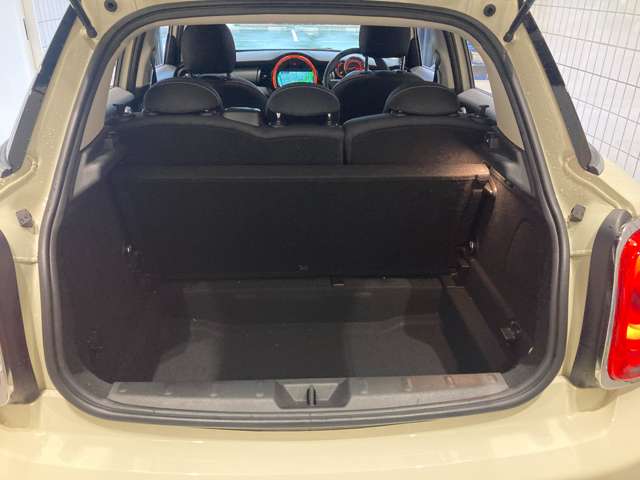 ミニ ミニ クーパーＤ ５ドア H30年 (近畿) 99