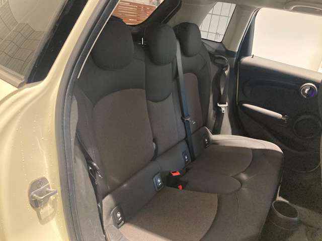 ミニ ミニ クーパーＤ ５ドア H30年 (近畿) 99