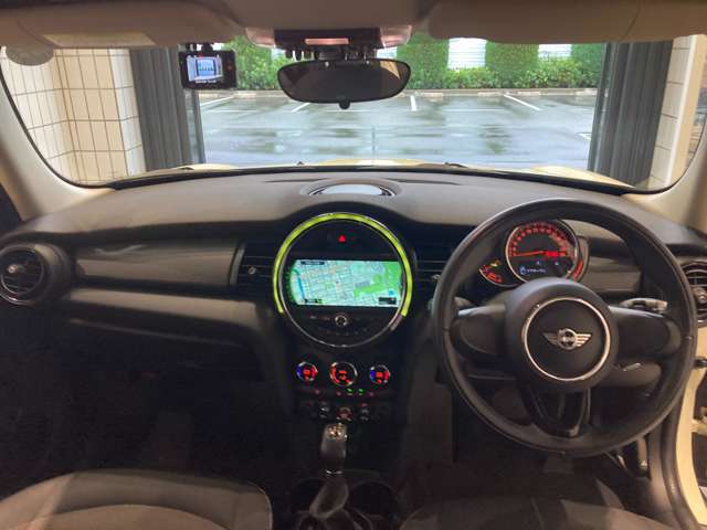 ミニ ミニ クーパーＤ ５ドア H30年 (近畿) 99