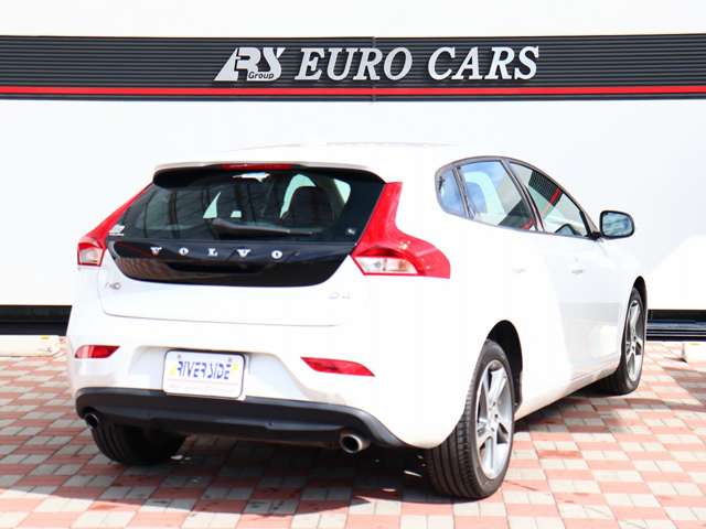 ボルボ Ｖ４０ Ｄ４ モメンタム ディーゼルターボ H28年 (関東) 99