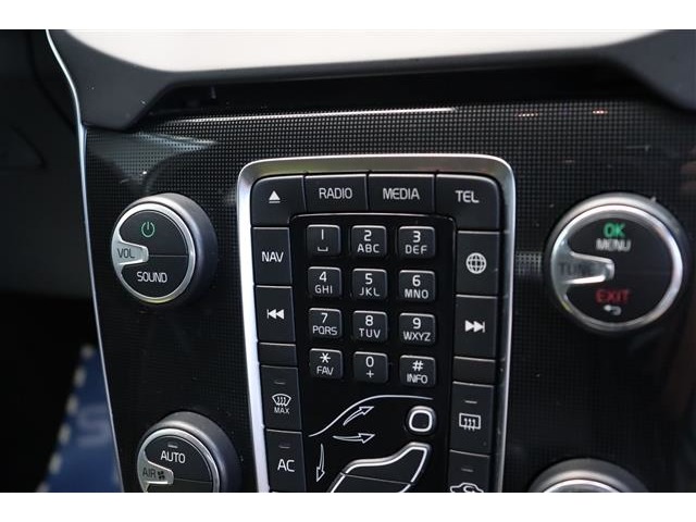 ボルボ Ｖ４０ Ｄ４ モメンタム ディーゼルターボ H28年 (関東) 99