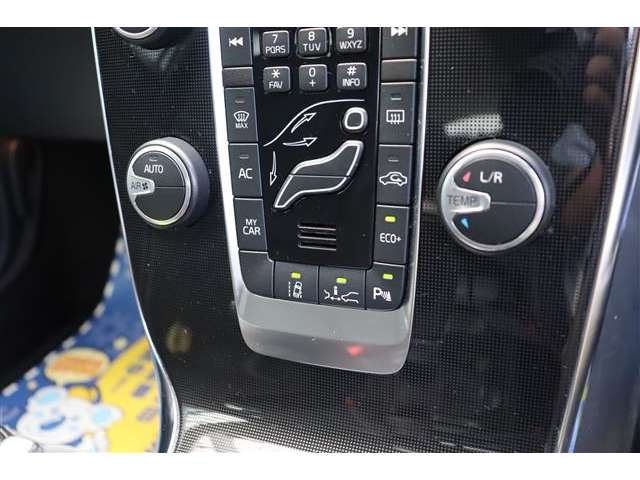 ボルボ Ｖ４０ Ｄ４ モメンタム ディーゼルターボ H28年 (関東) 99