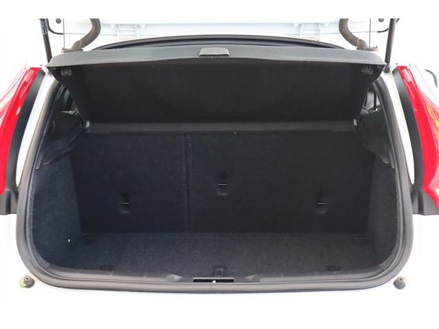 ボルボ Ｖ４０ Ｄ４ モメンタム ディーゼルターボ H28年 (関東) 99