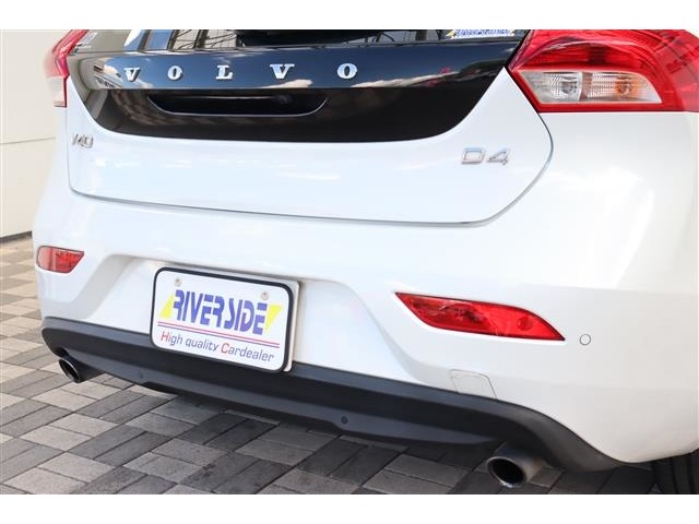 ボルボ Ｖ４０ Ｄ４ モメンタム ディーゼルターボ H28年 (関東) 99