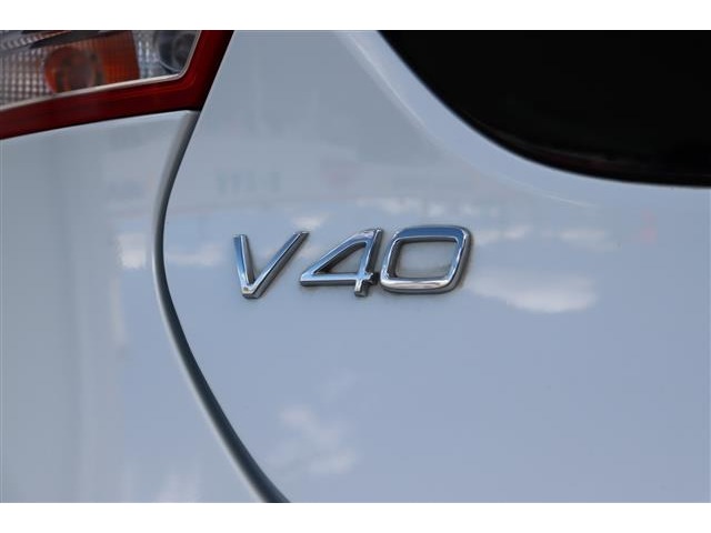 ボルボ Ｖ４０ Ｄ４ モメンタム ディーゼルターボ H28年 (関東) 99