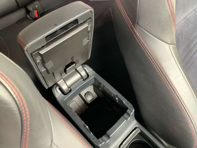 スバル ＷＲＸ　Ｓ４ Ｓ４ ２．０ＧＴ－Ｓ アイサイト ４ＷＤ H29年 (東北) 99